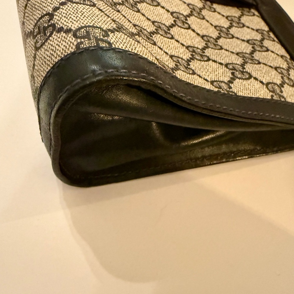 Gucci Vintage GG PVC Navy Clutch Pouch - Picture 10 of 14